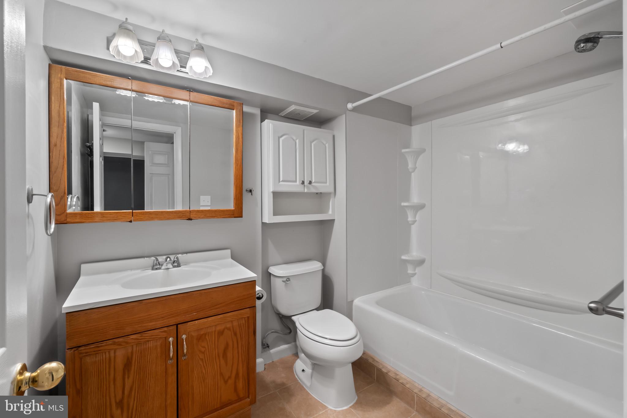 CARROLLWOOD - Residential