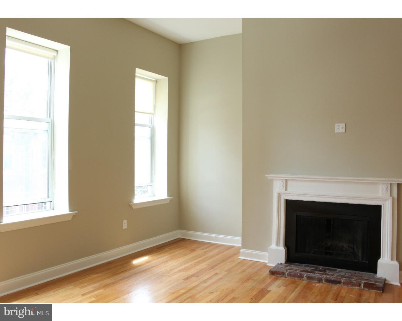WASHINGTON SQ - Residential Lease