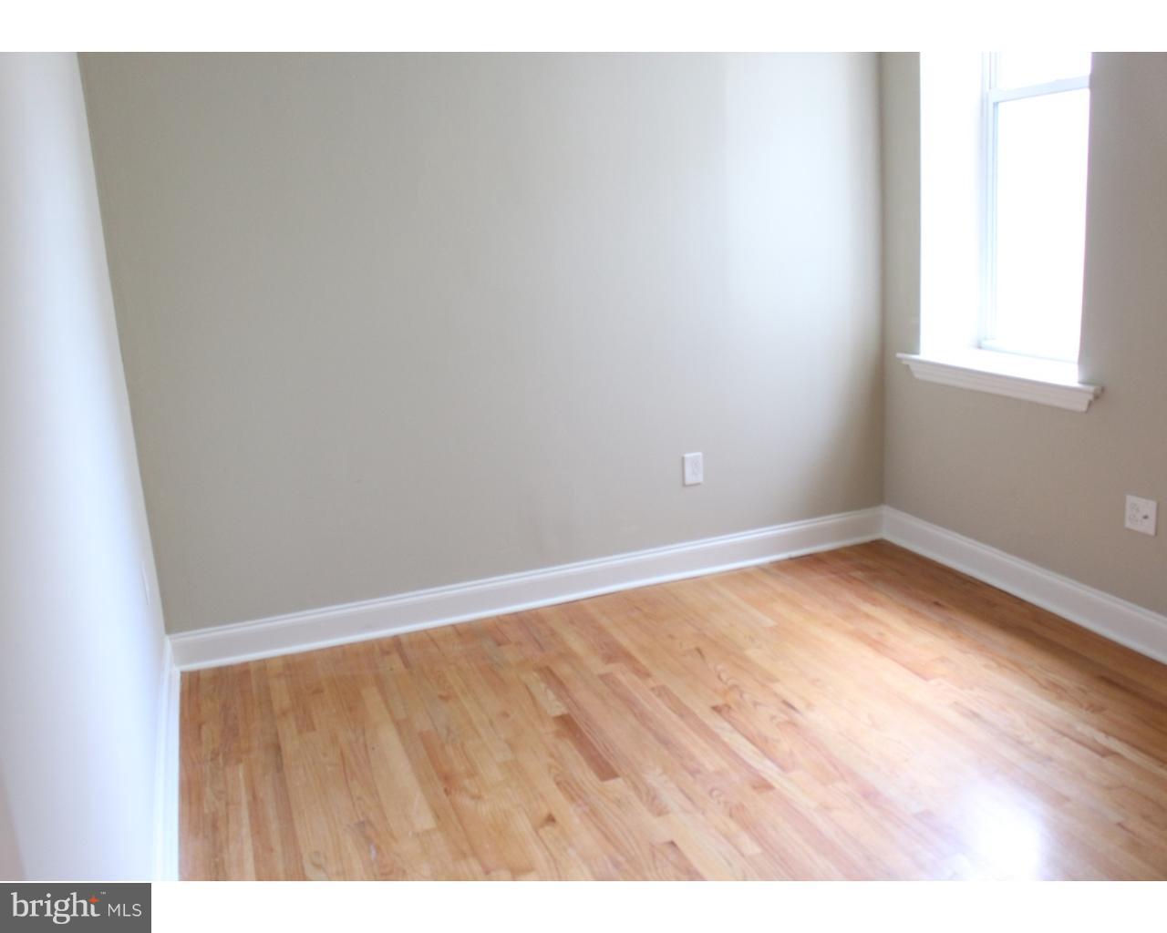 WASHINGTON SQ - Residential Lease