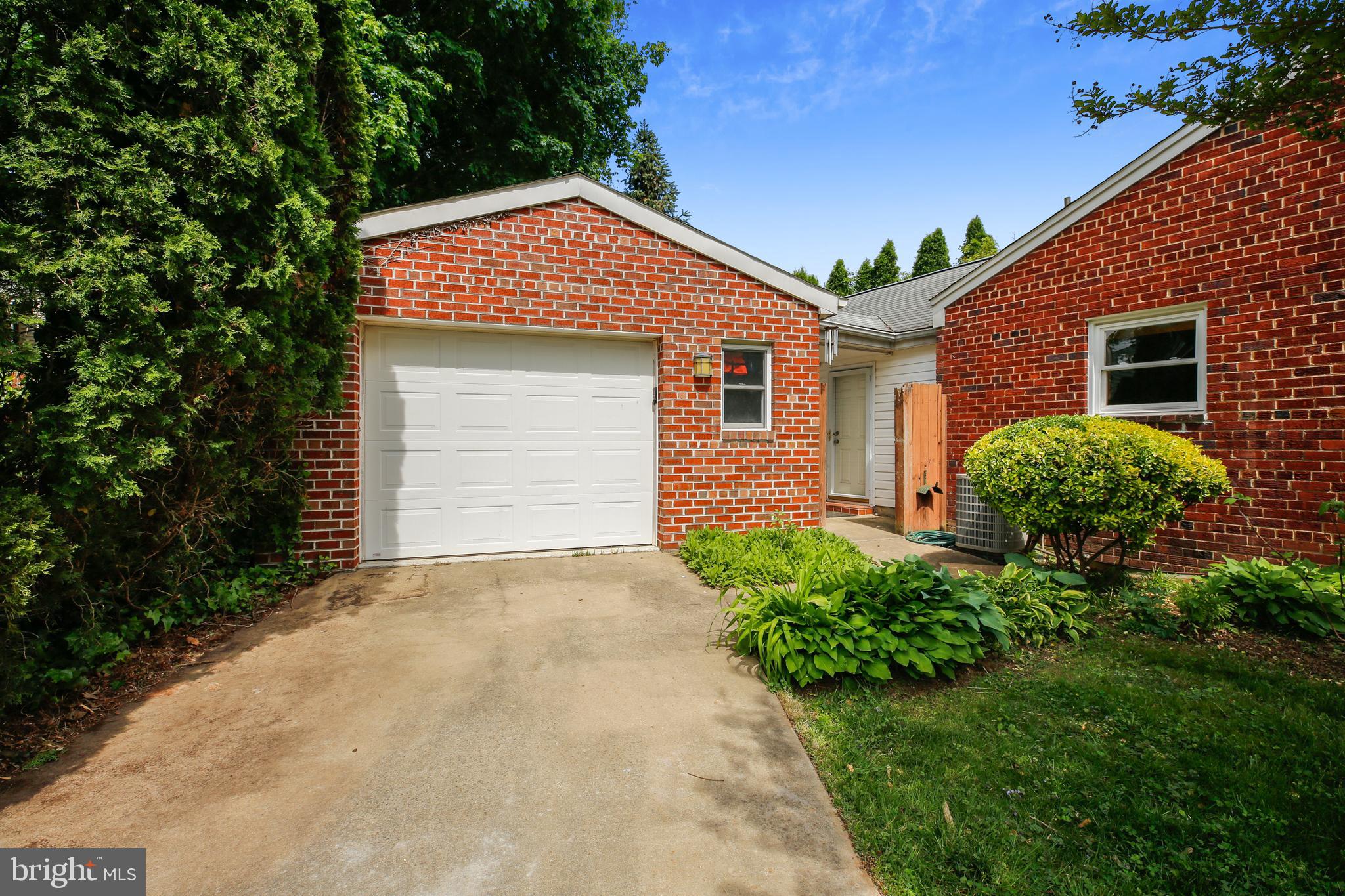 GARRETT PARK ESTATES - Residential