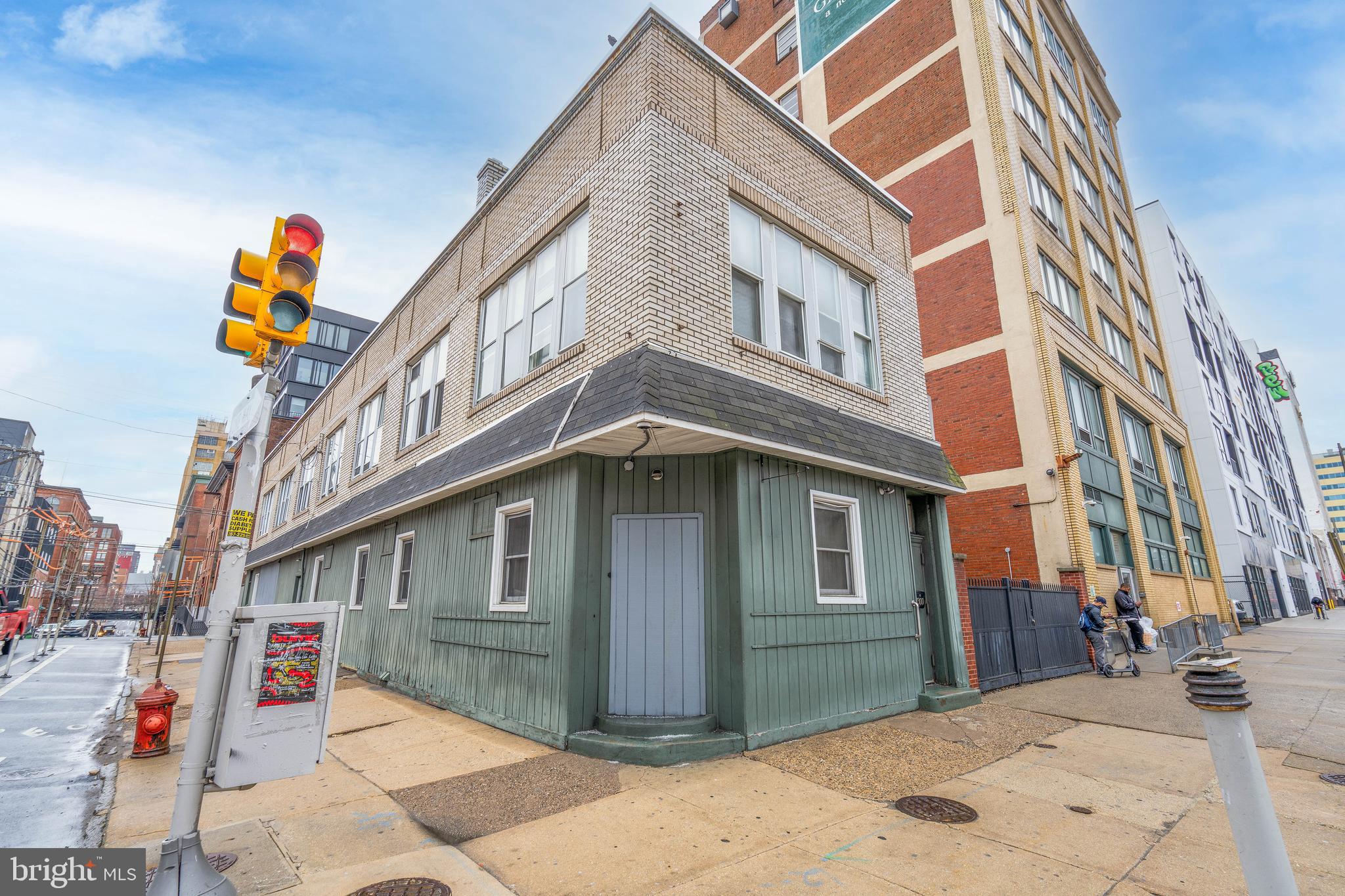 1300 SPRING GARDEN STREET