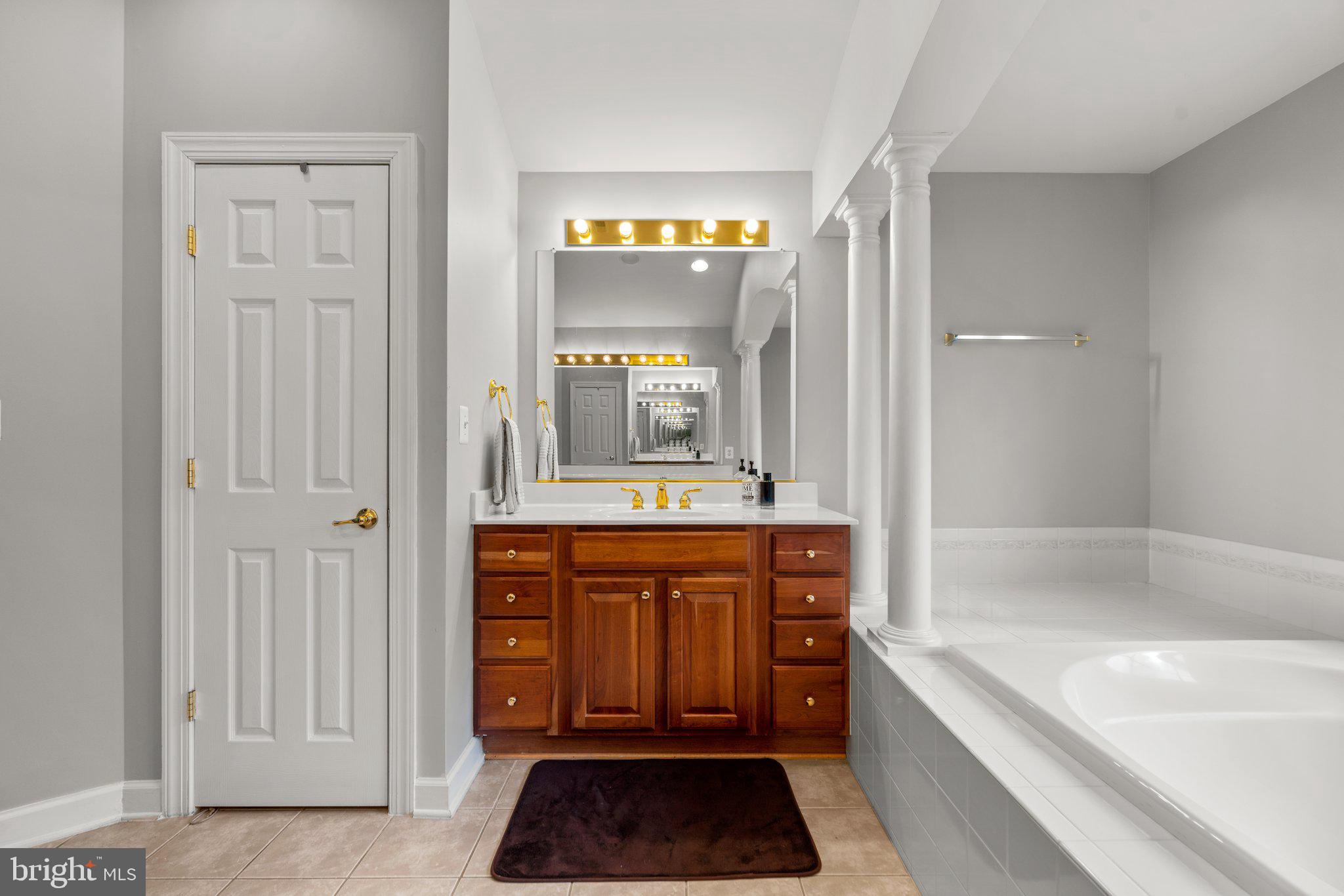 SENECA SPRINGS - Residential