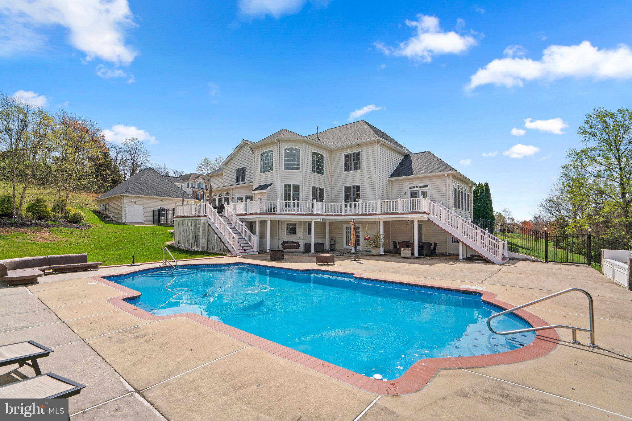 SENECA SPRINGS - Residential