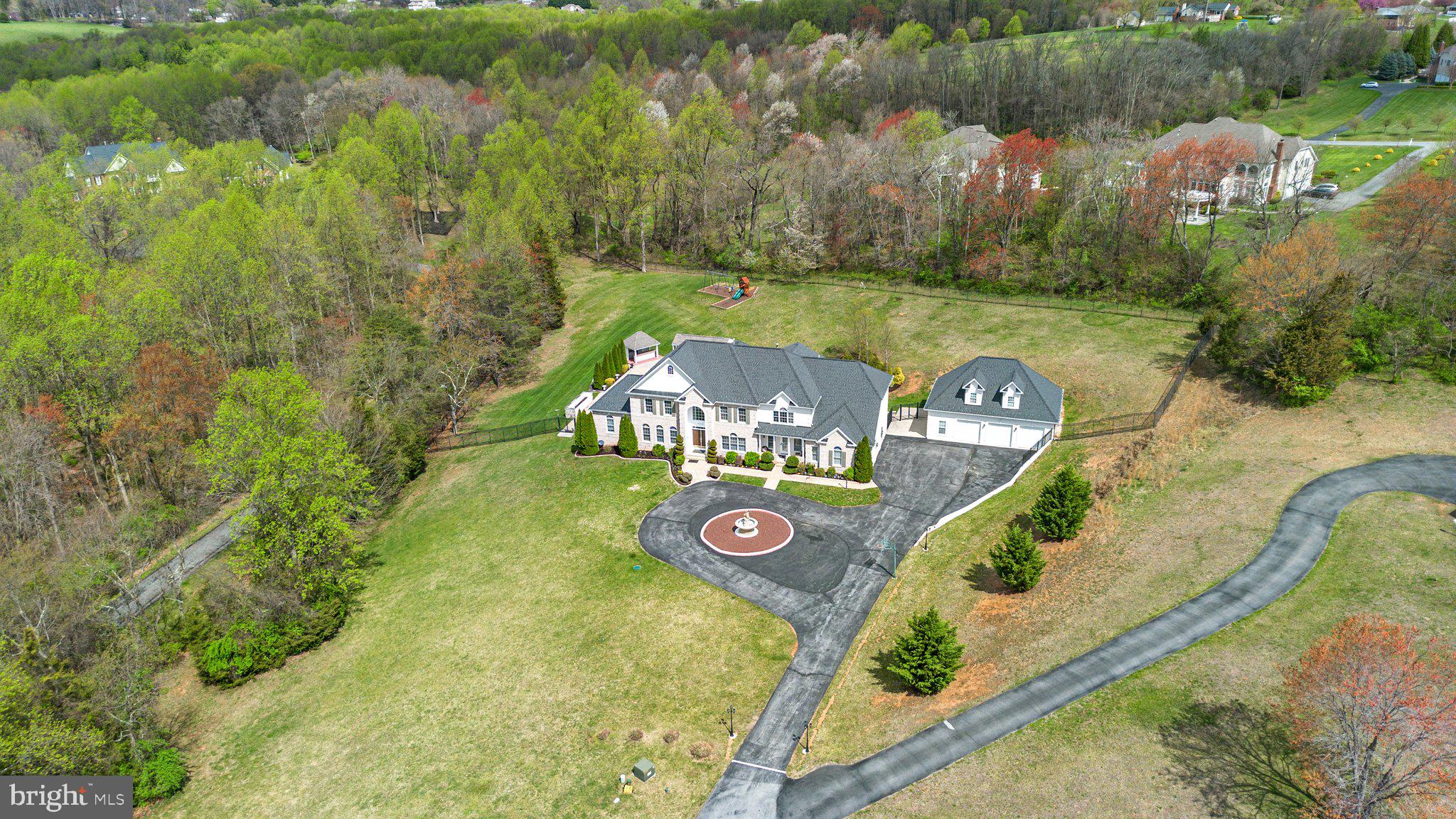 SENECA SPRINGS - Residential