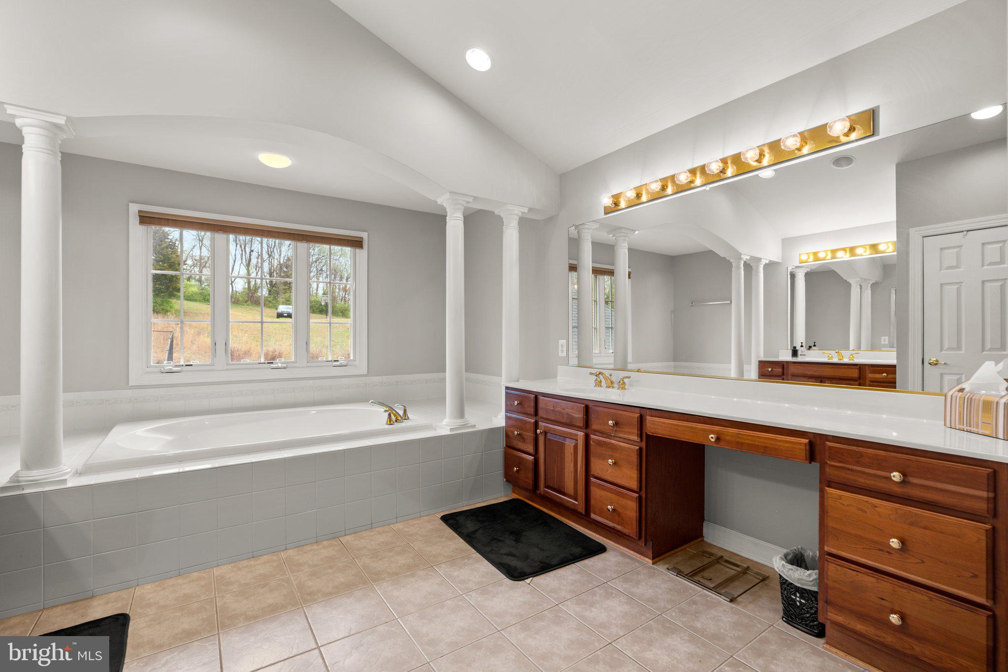 SENECA SPRINGS - Residential