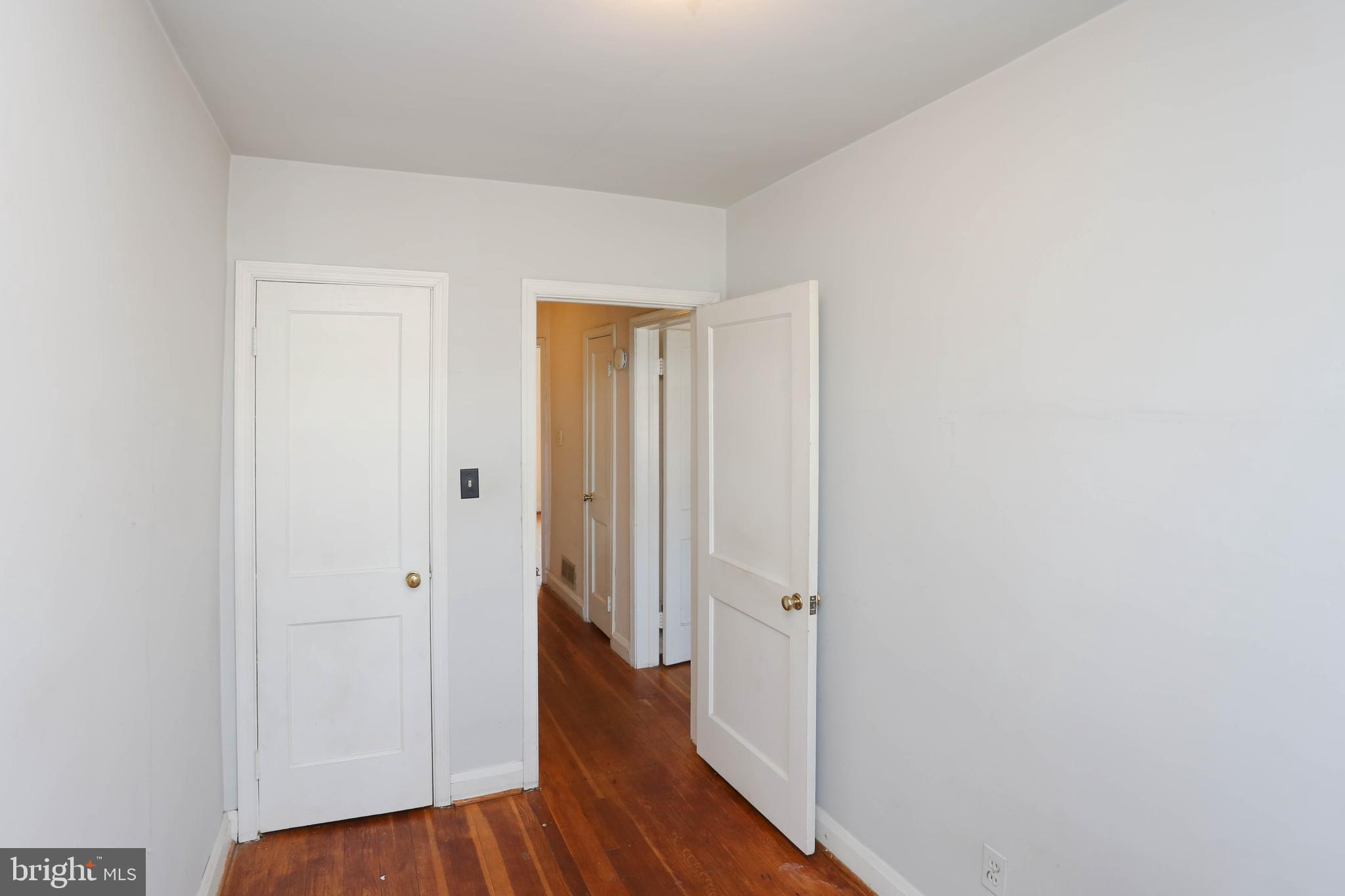 MIDDLESEX - Residential