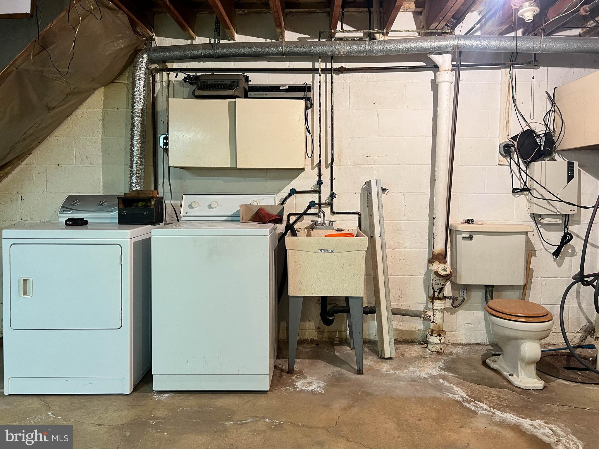 MIDDLESEX - Residential