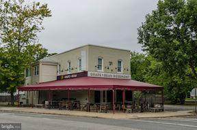 ROSEMONT STATION - Residential Lease