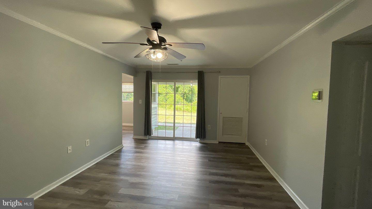 MONTGOMERY RUN - Residential Lease