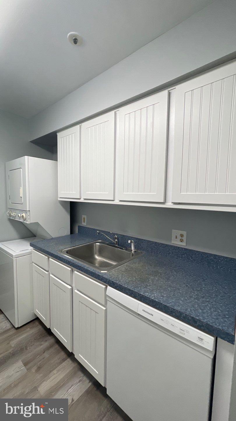 MONTGOMERY RUN - Residential Lease