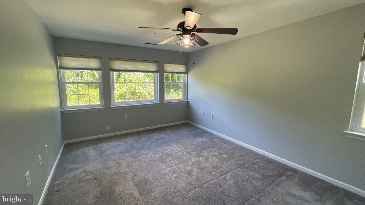 MONTGOMERY RUN - Residential Lease