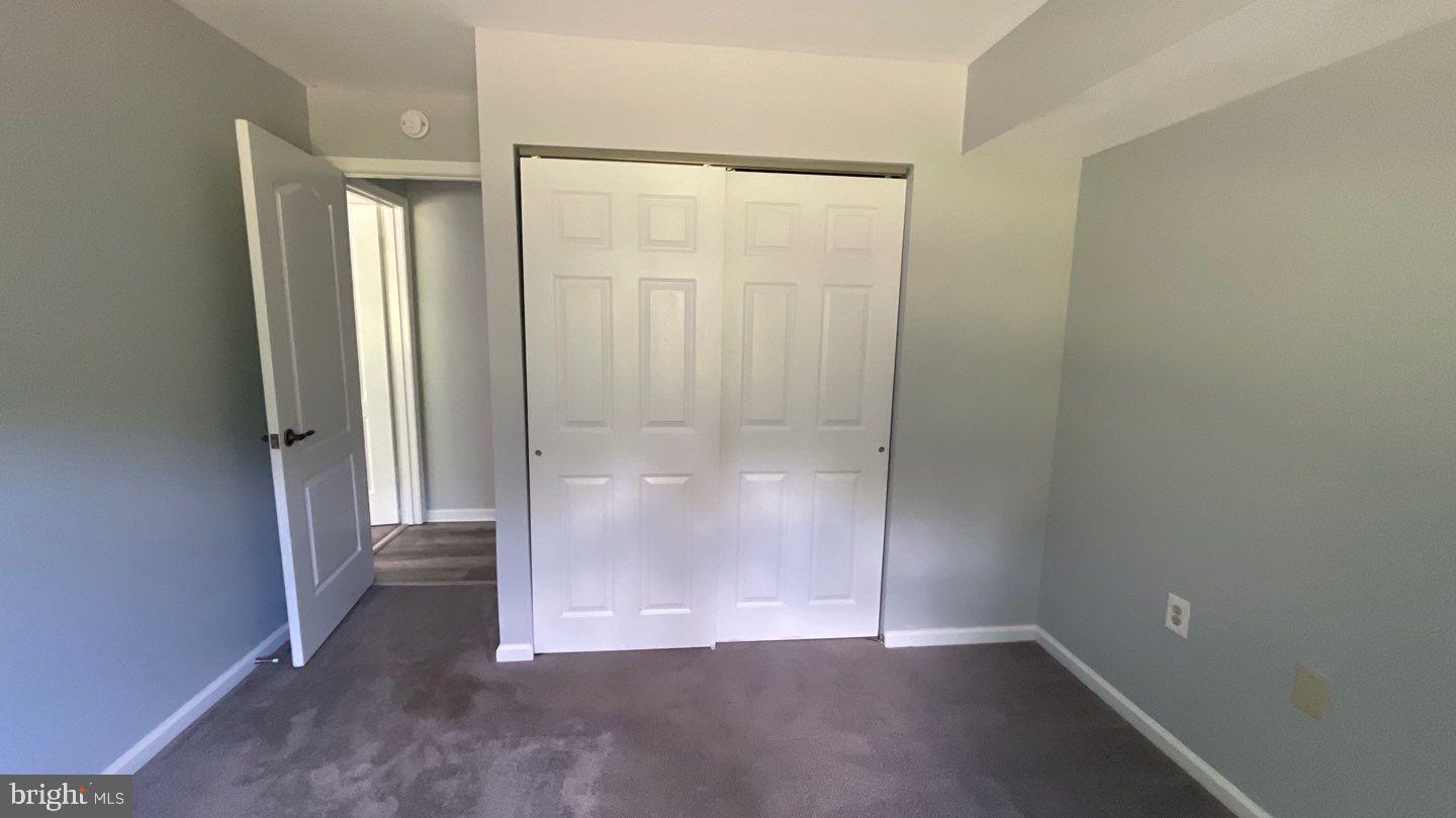 MONTGOMERY RUN - Residential Lease