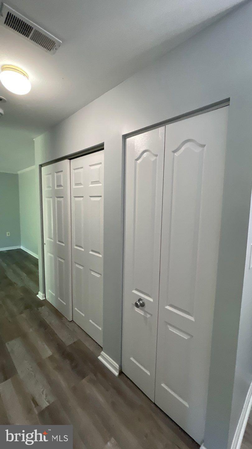 MONTGOMERY RUN - Residential Lease