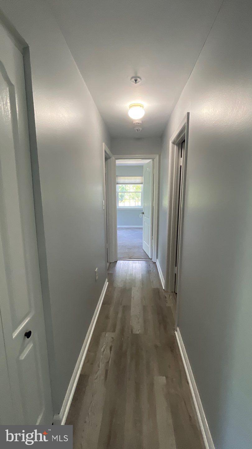 MONTGOMERY RUN - Residential Lease