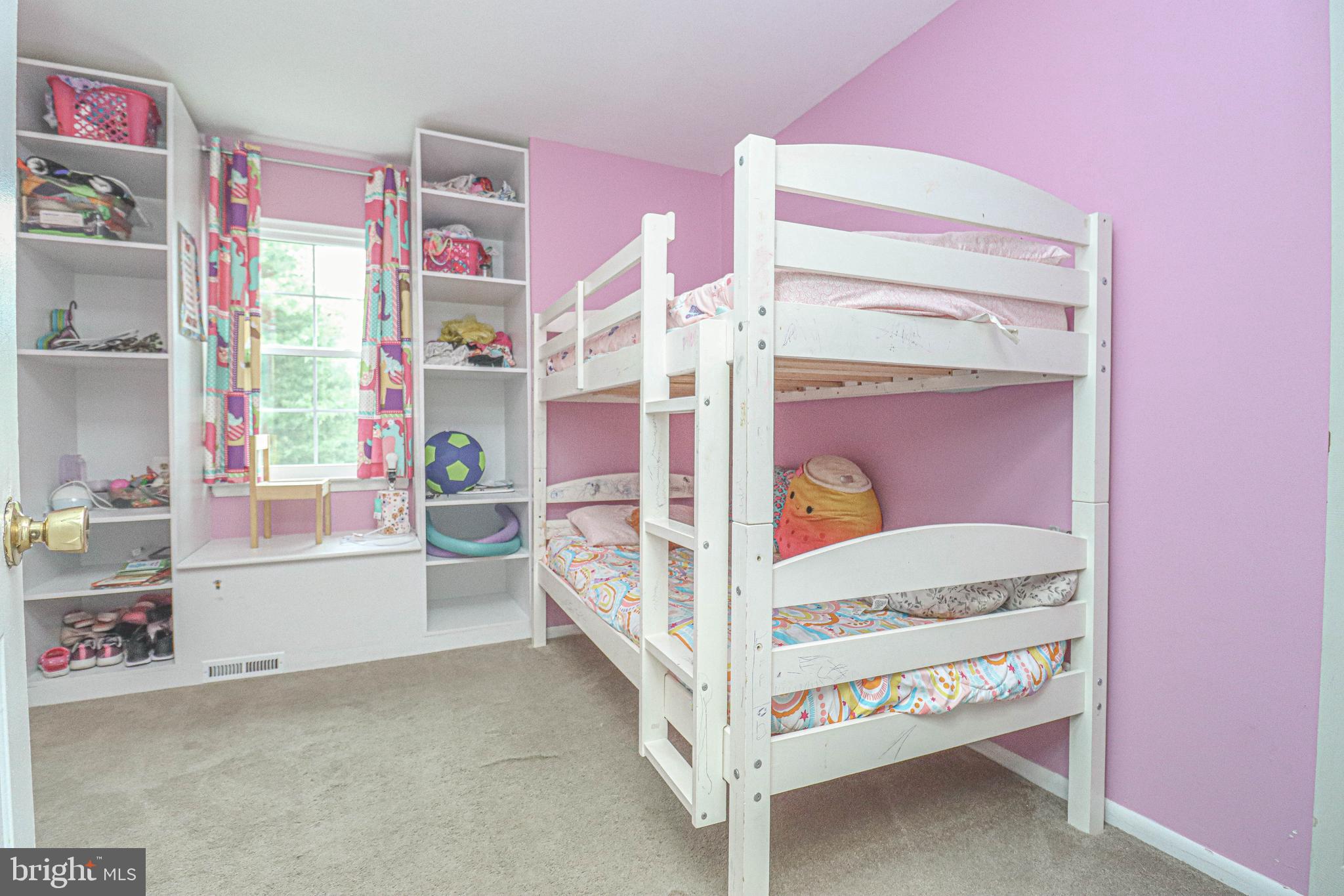 CROFTON VILLAGE - Residential Lease