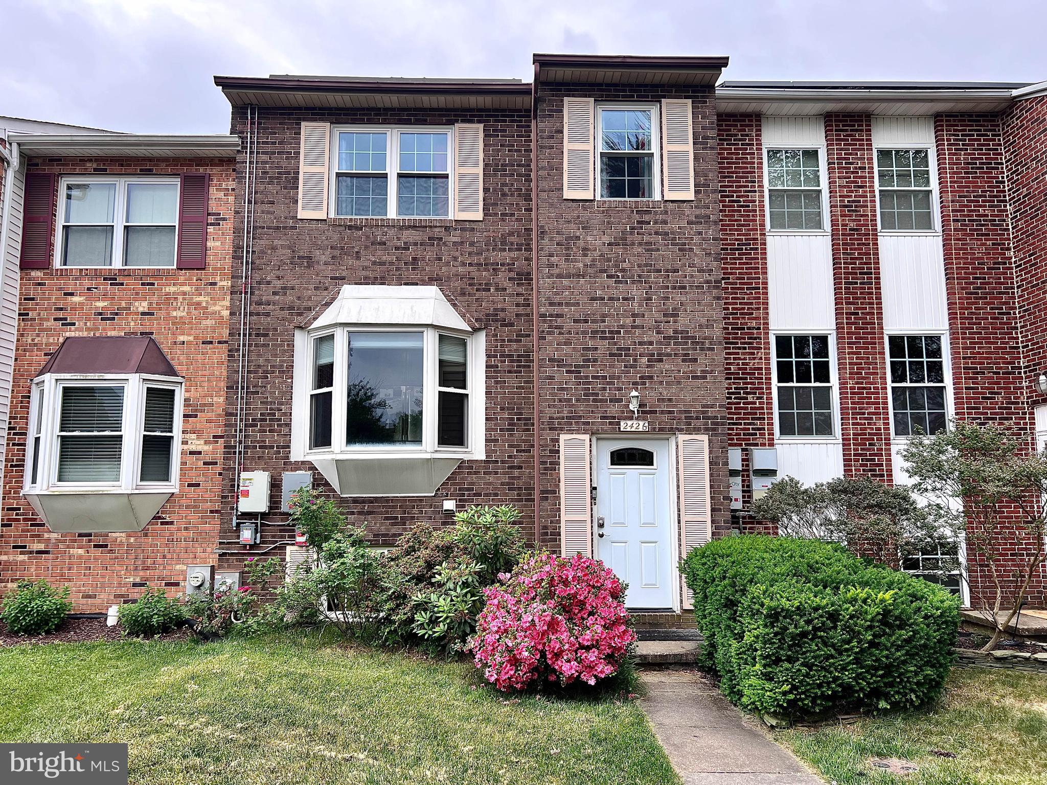 CROFTON VILLAGE - Residential Lease