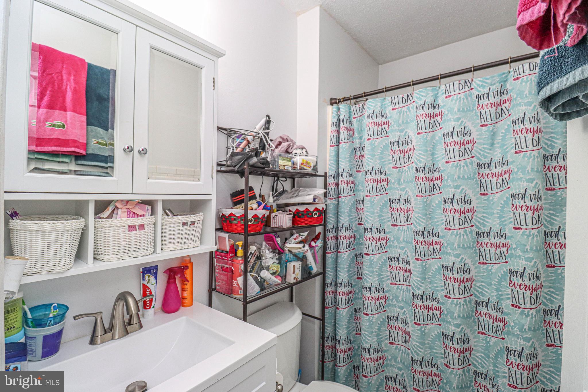 CROFTON VILLAGE - Residential Lease