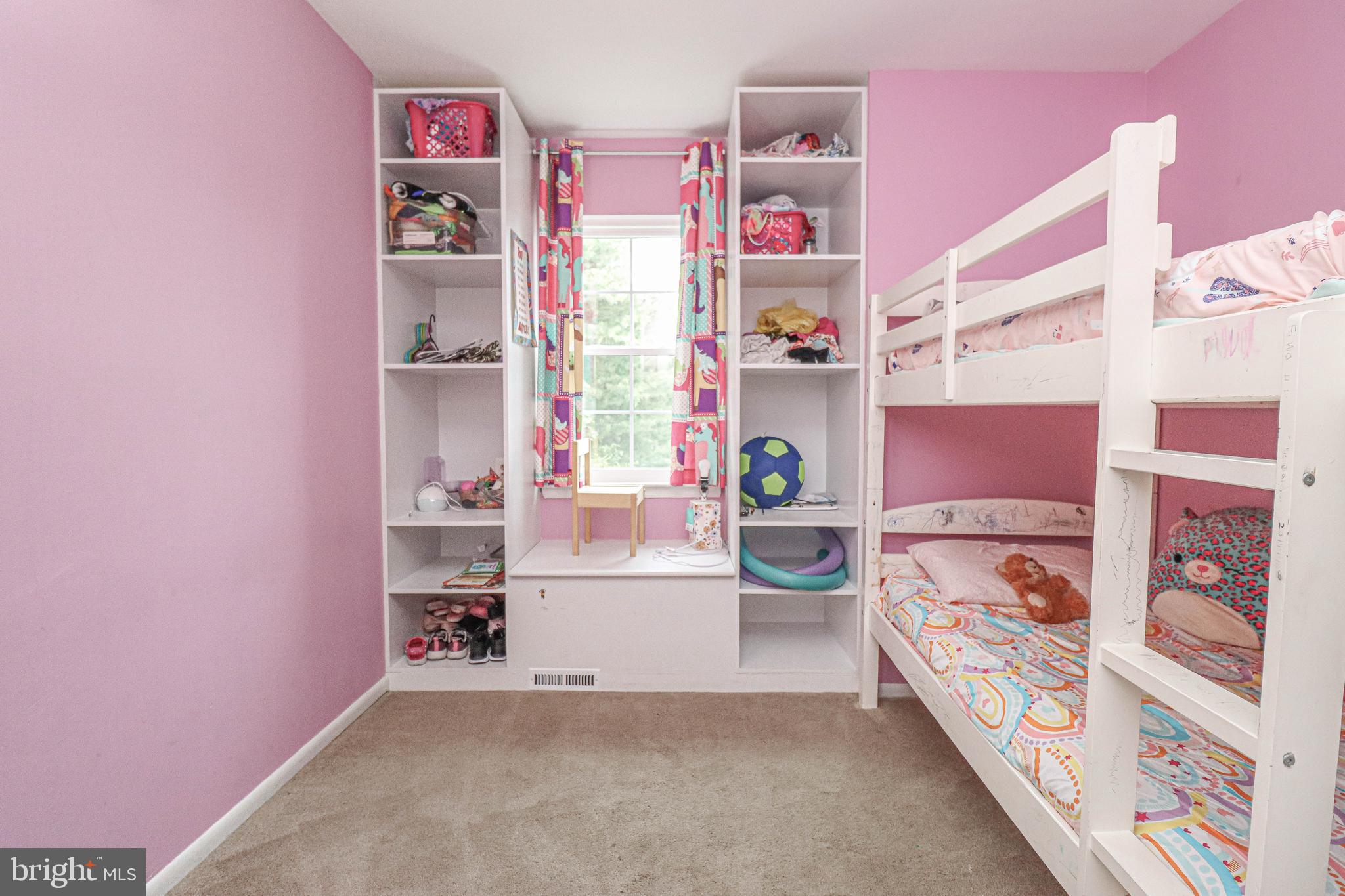 CROFTON VILLAGE - Residential Lease