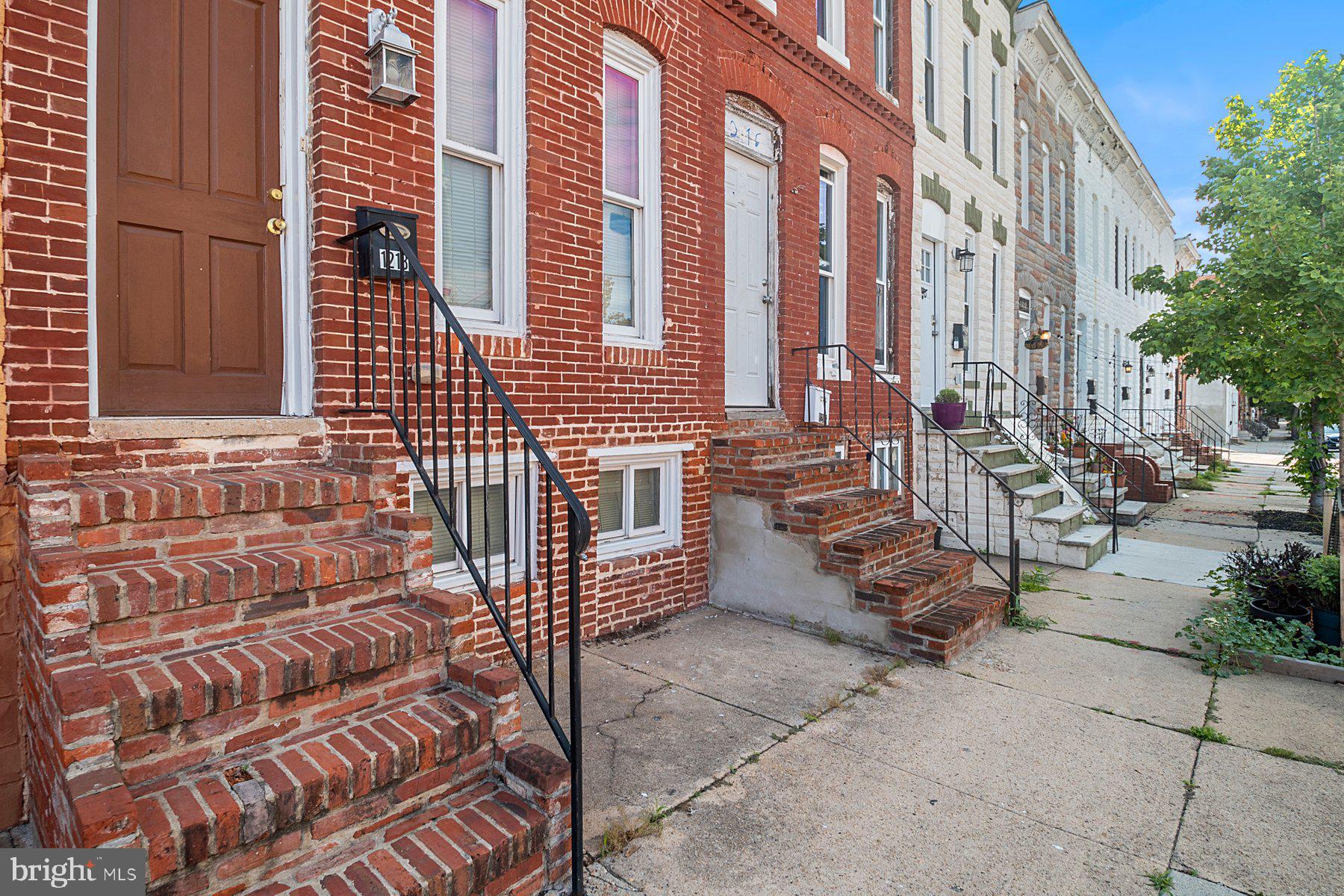 1218 W CROSS STREET