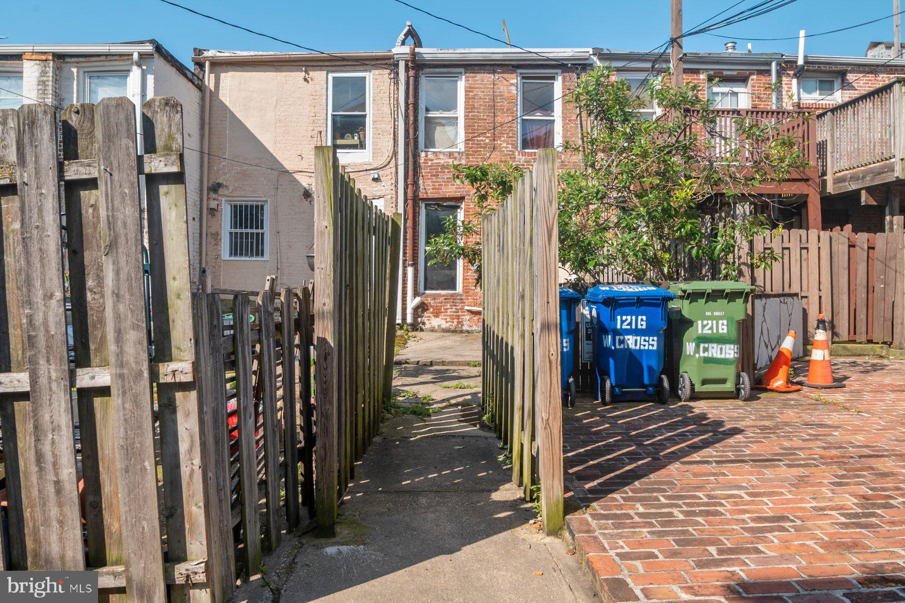 WASHINGTON VILLAGE - Residential