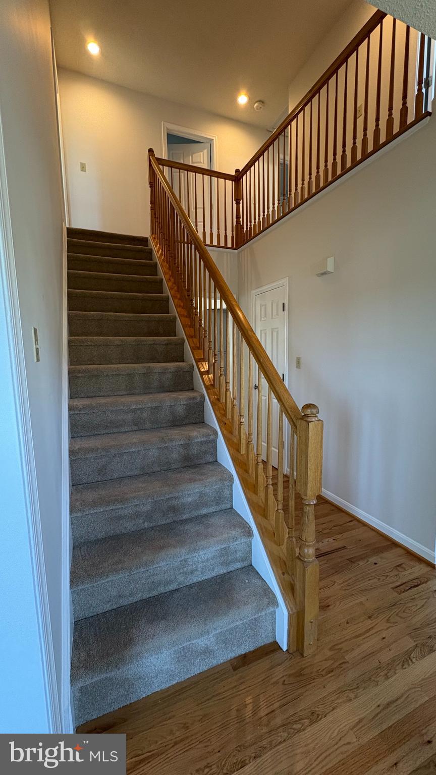 WOODSIDE ESTATES - Residential