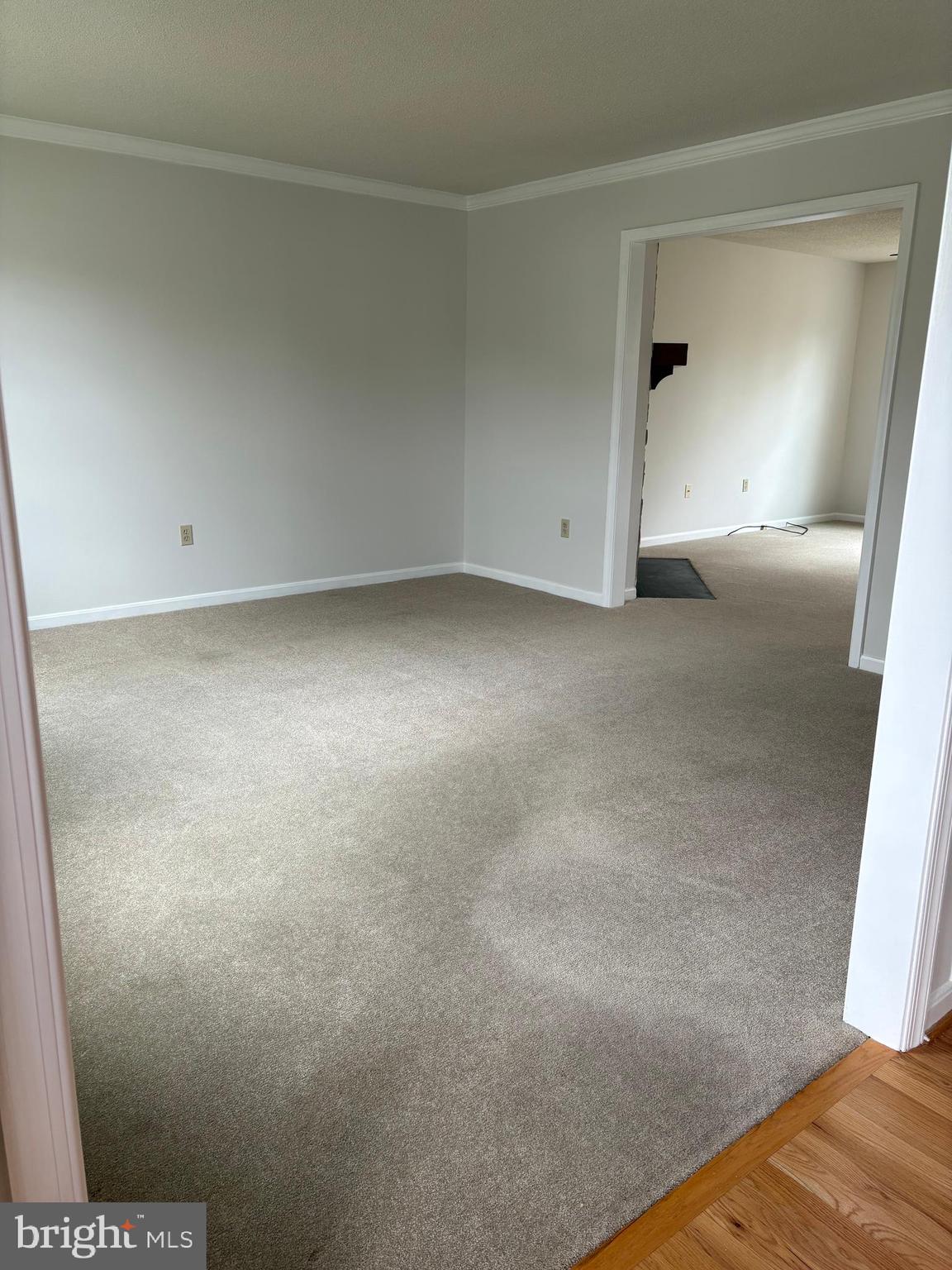 WOODSIDE ESTATES - Residential