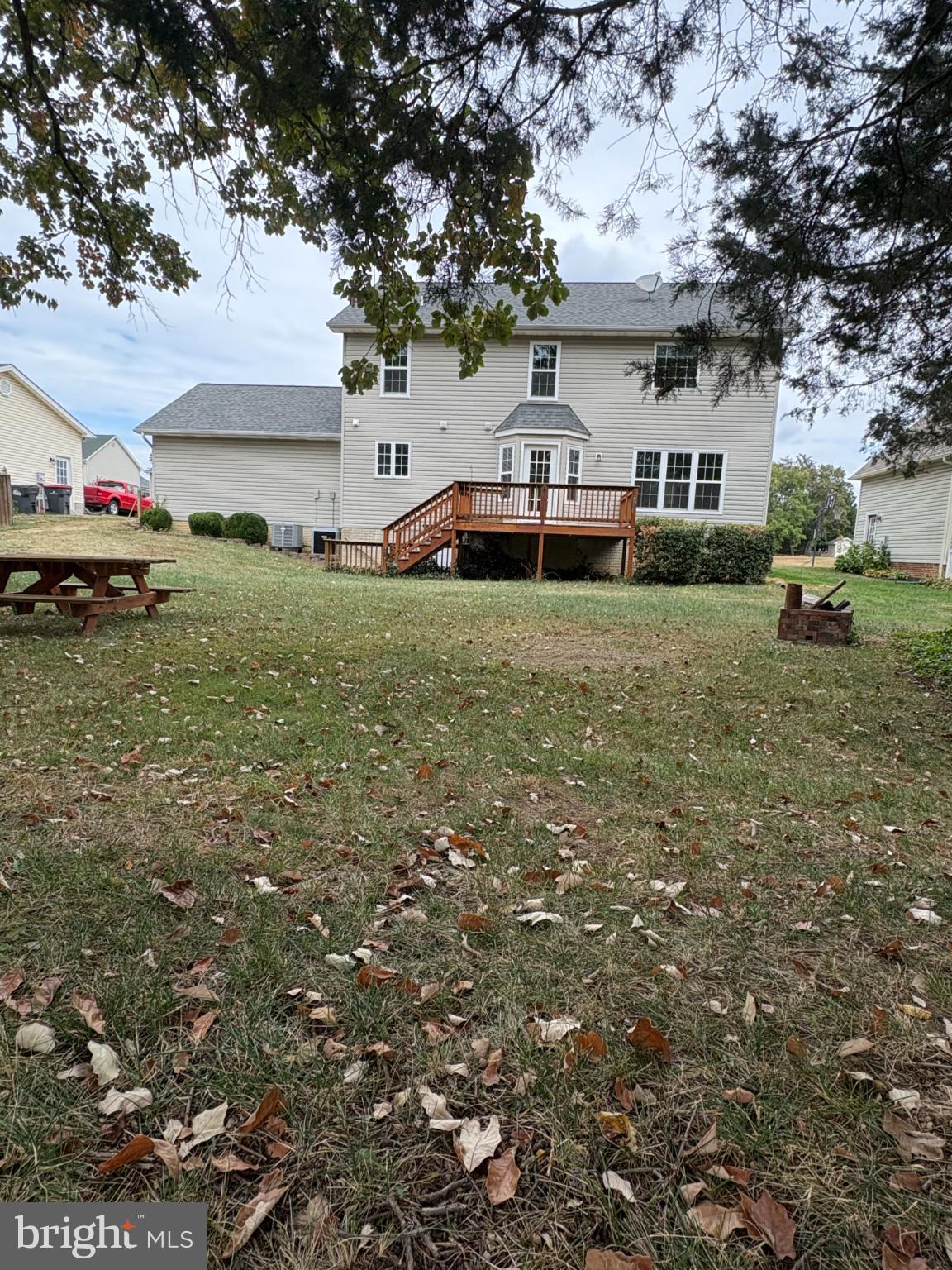 WOODSIDE ESTATES - Residential