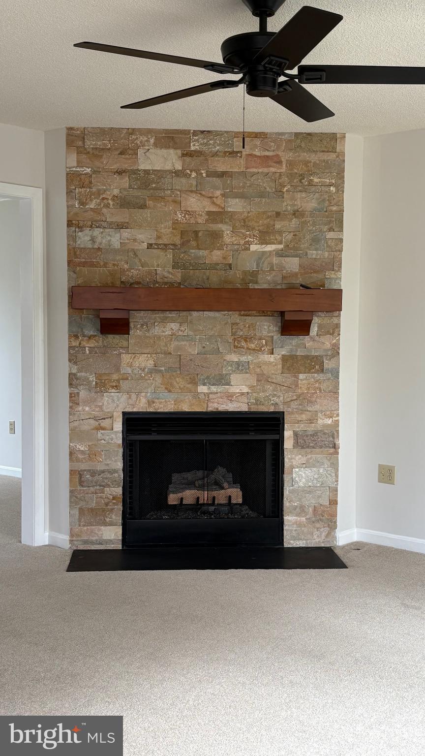 WOODSIDE ESTATES - Residential