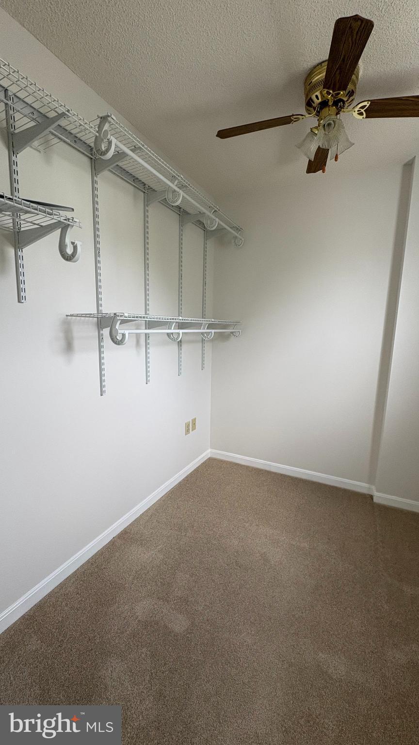 WOODSIDE ESTATES - Residential