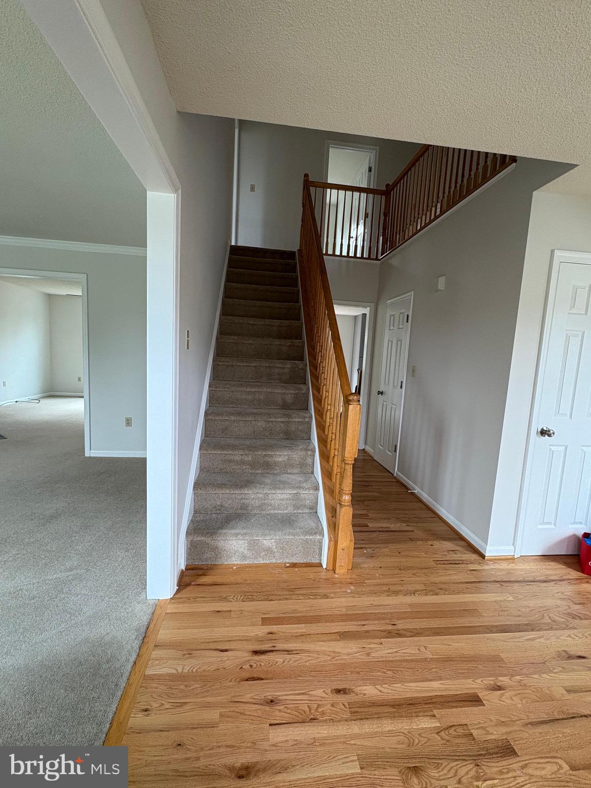 WOODSIDE ESTATES - Residential