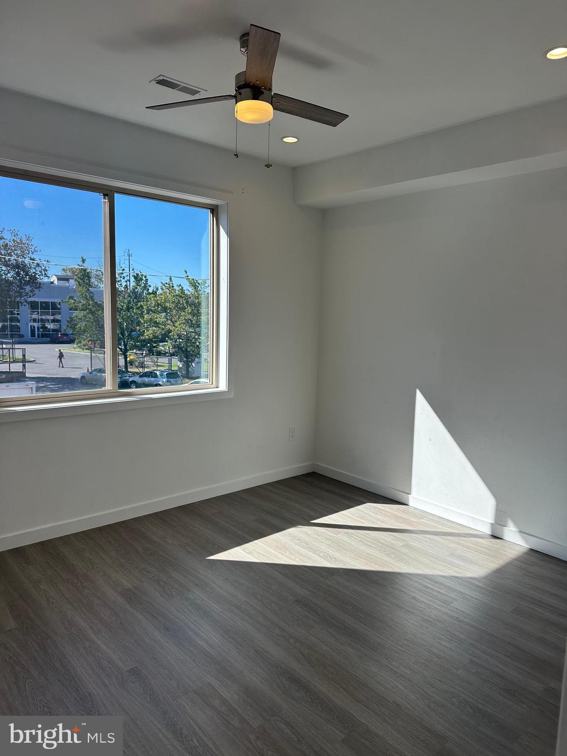 FORGOTTEN BOTTOM - Residential