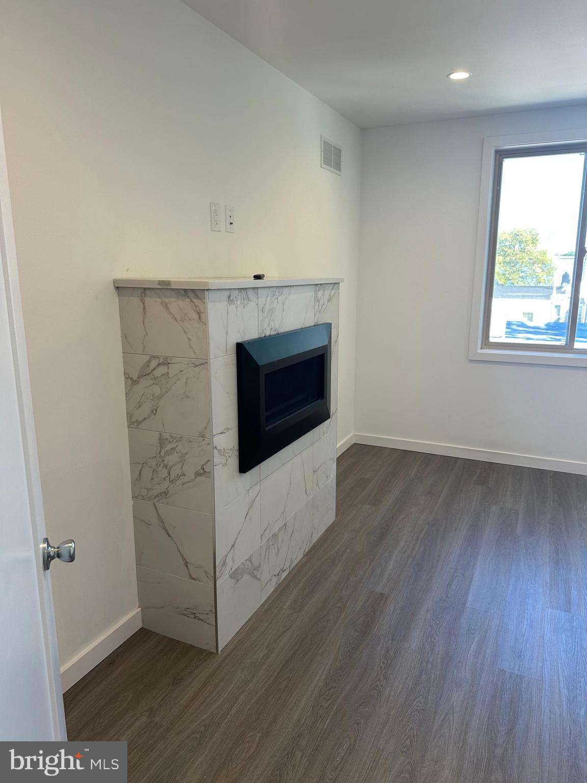 FORGOTTEN BOTTOM - Residential