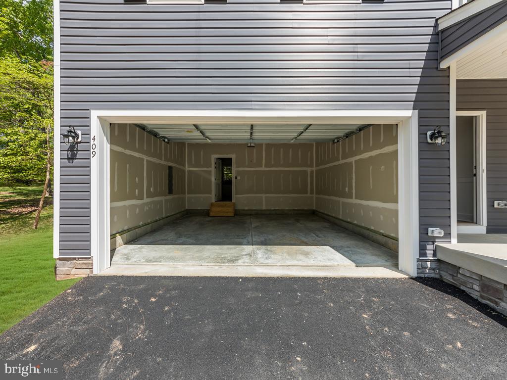 LAKE OF THE WOODS - Residential