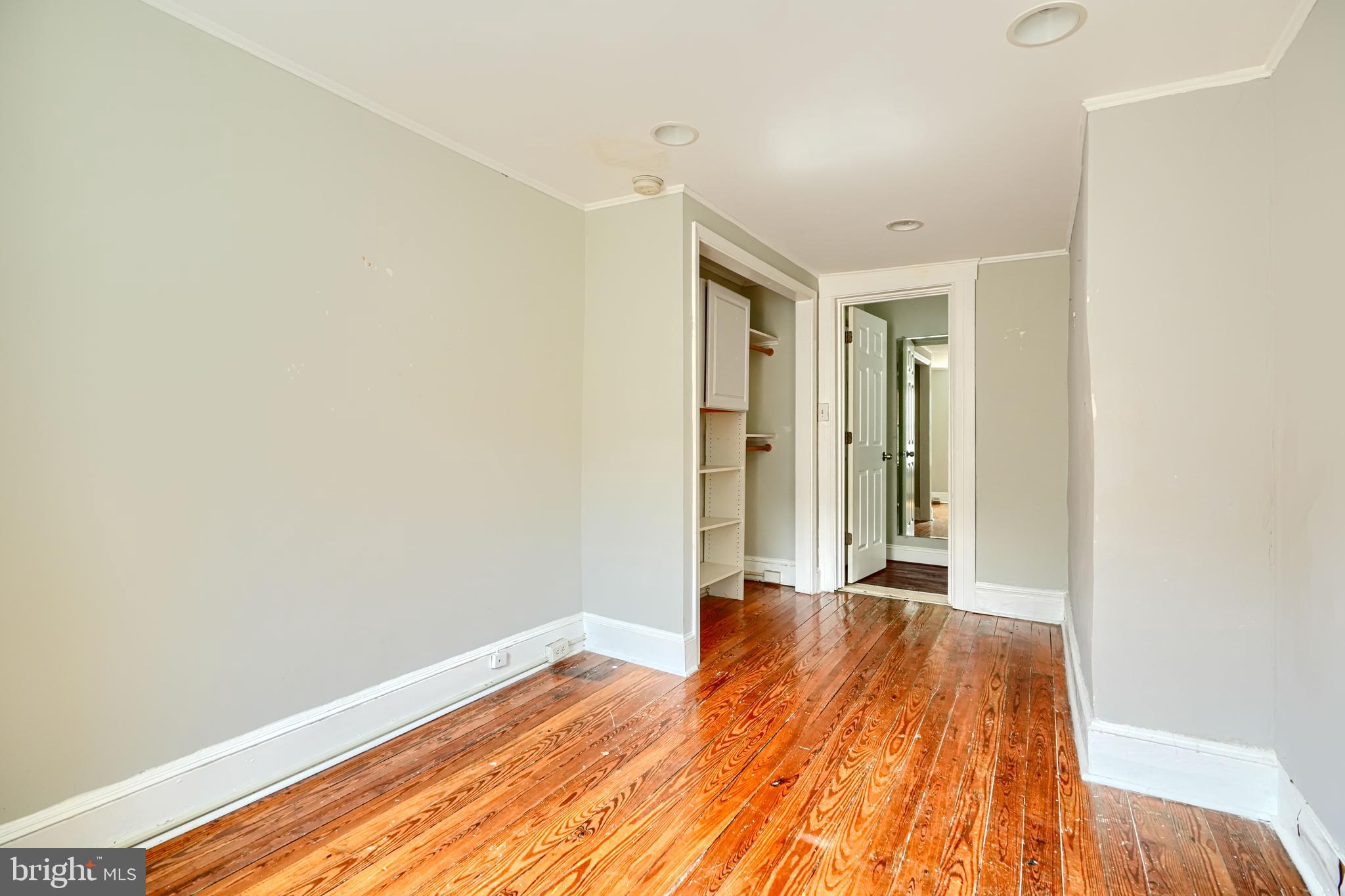 LITTLE ITALY - Residential