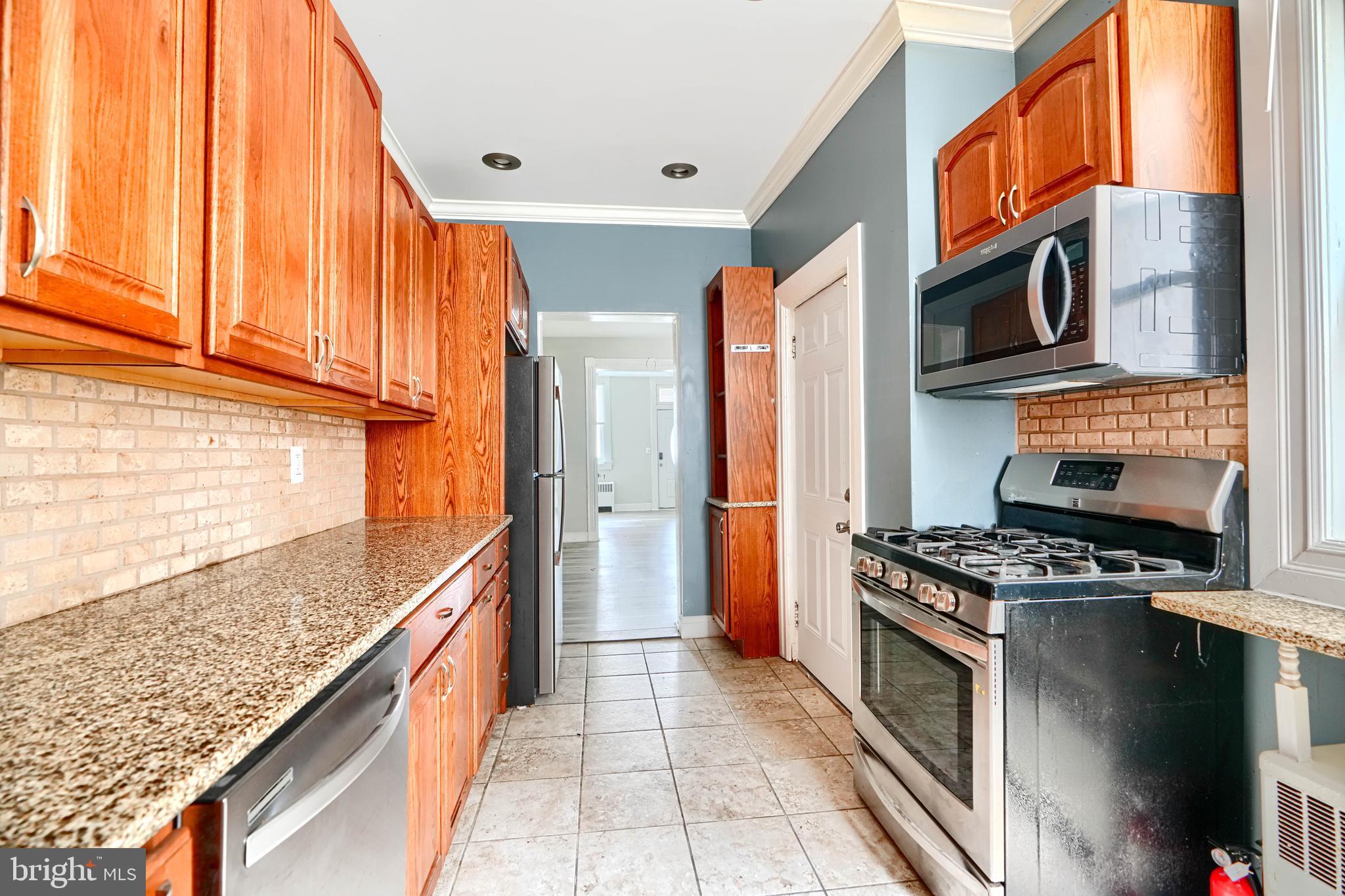 LITTLE ITALY - Residential