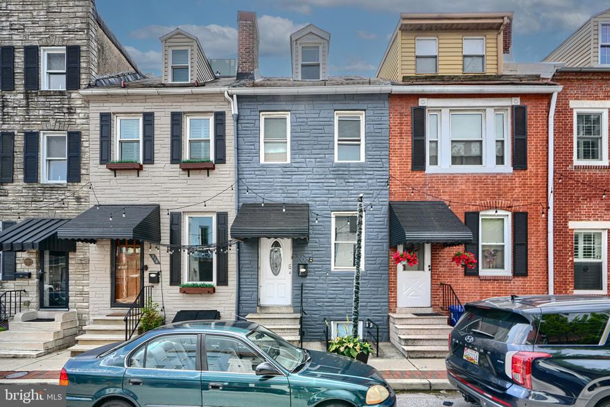 Excellent investment opportunity in Baltimore’s vibrant downtown! This 3-bedroom, 2-bath home features a finished basement, in-unit washer/dryer, and low-maintenance finishes. The kitchen is outfitted with brown shaker cabinets, granite countertops, tile flooring, and appliances, while the living area offers durable LVT and bedrooms feature hardwood. Heating is provided by a reliable wall convector unit. Steps from major attractions and employers, including the Reginald F. Lewis Museum, Mo’s Seafood, Picante Taco, Hyatt Place, Homewood Suites, Baltimore Marriott, and Metro Show Tower.