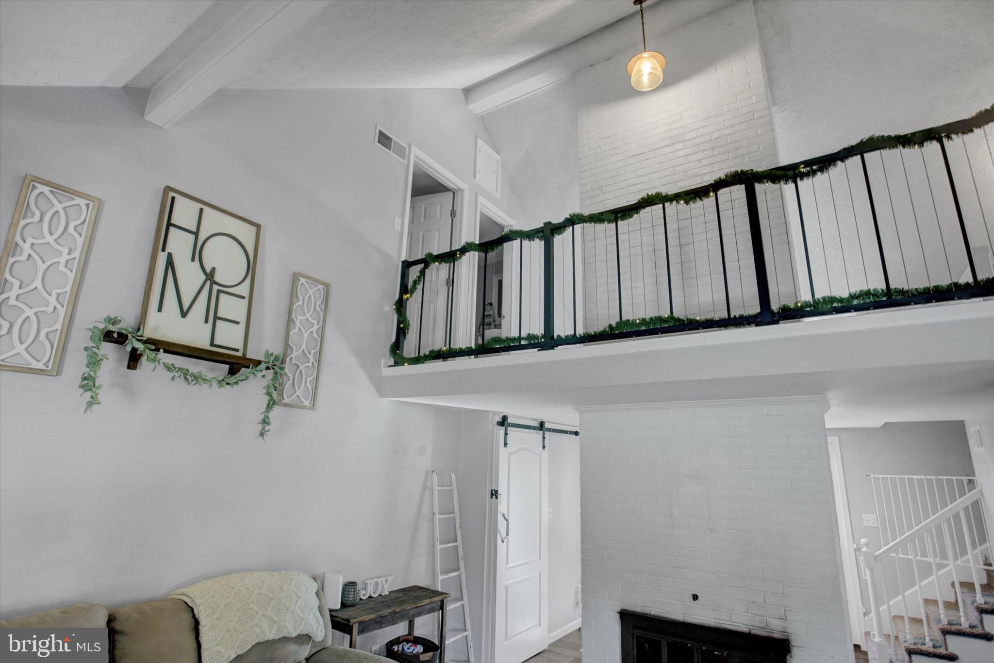 HAMILTON - Residential