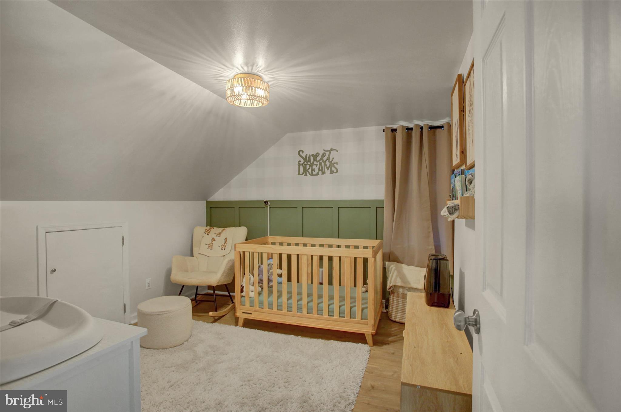 HAMILTON - Residential