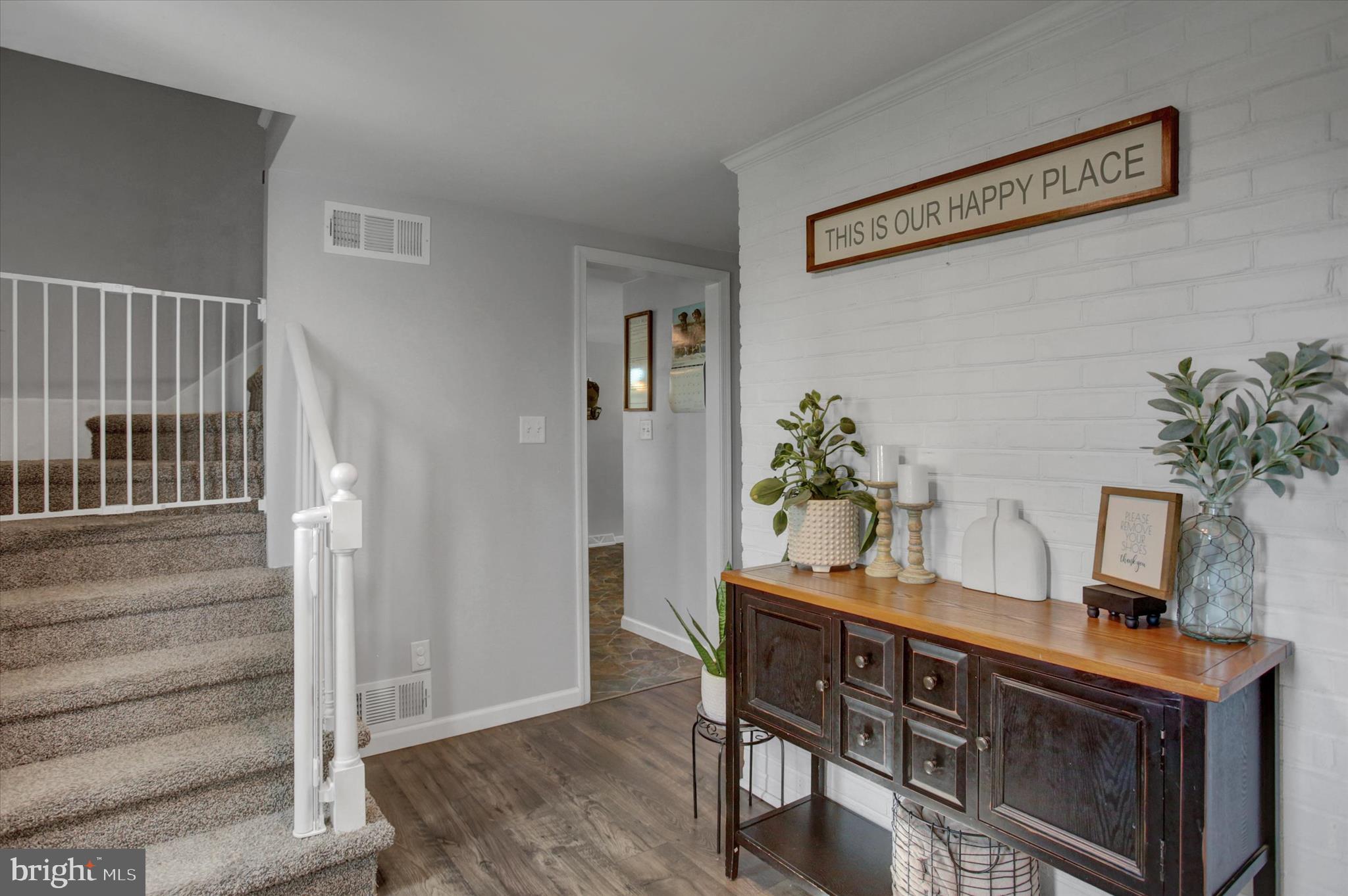 HAMILTON - Residential