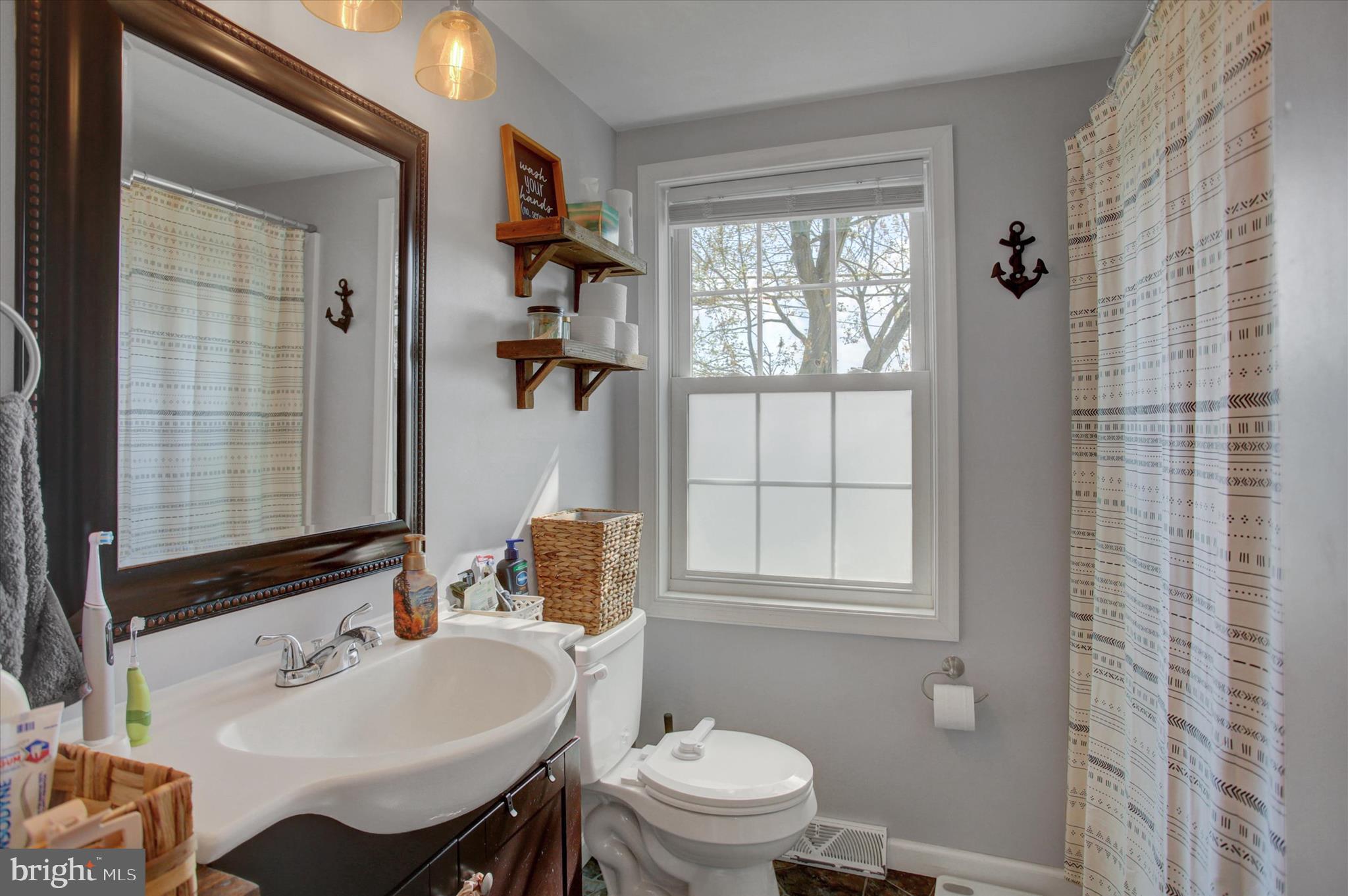 HAMILTON - Residential