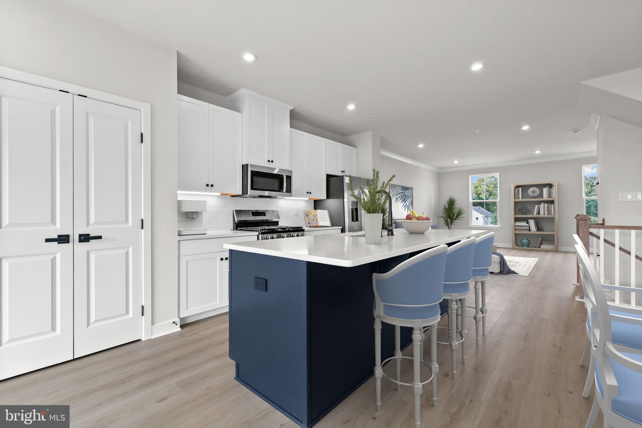 2102 ANGELINA LANE