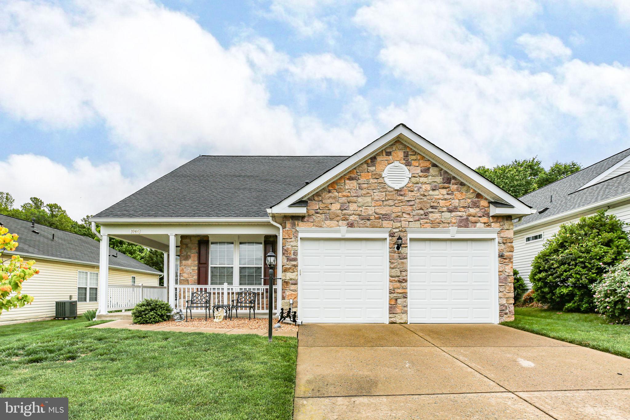3944 SOLSTICE LANE