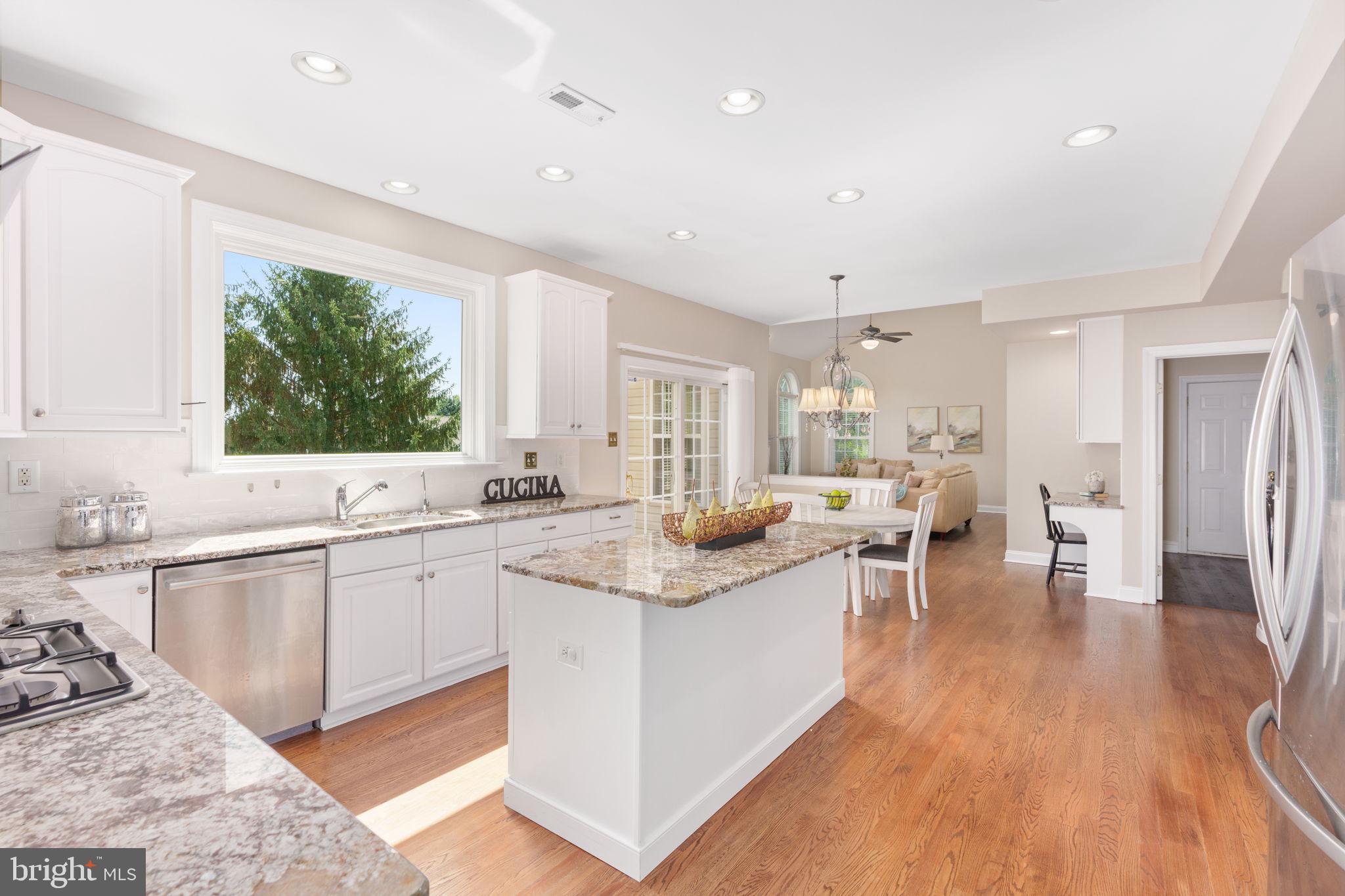 CLEARVIEW ESTS - Residential