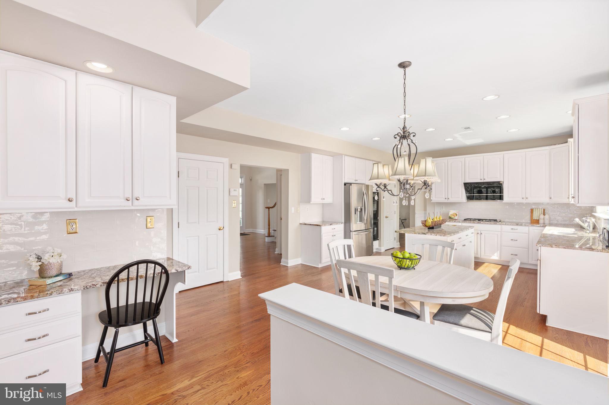 CLEARVIEW ESTS - Residential