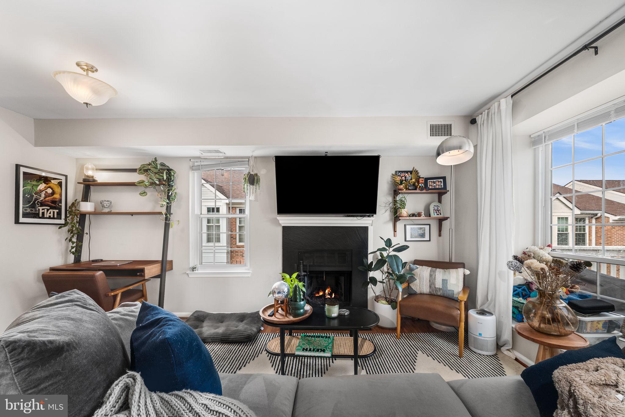 WINDGATE III - Residential