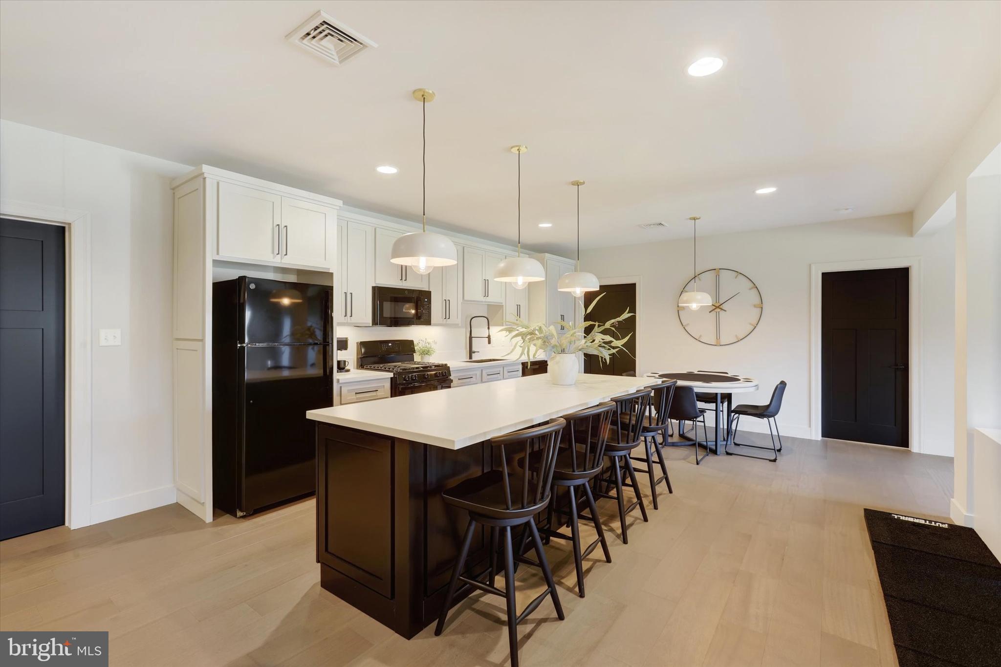 PENN NATIONAL GOLF COURSE COMMUNITY - Residential