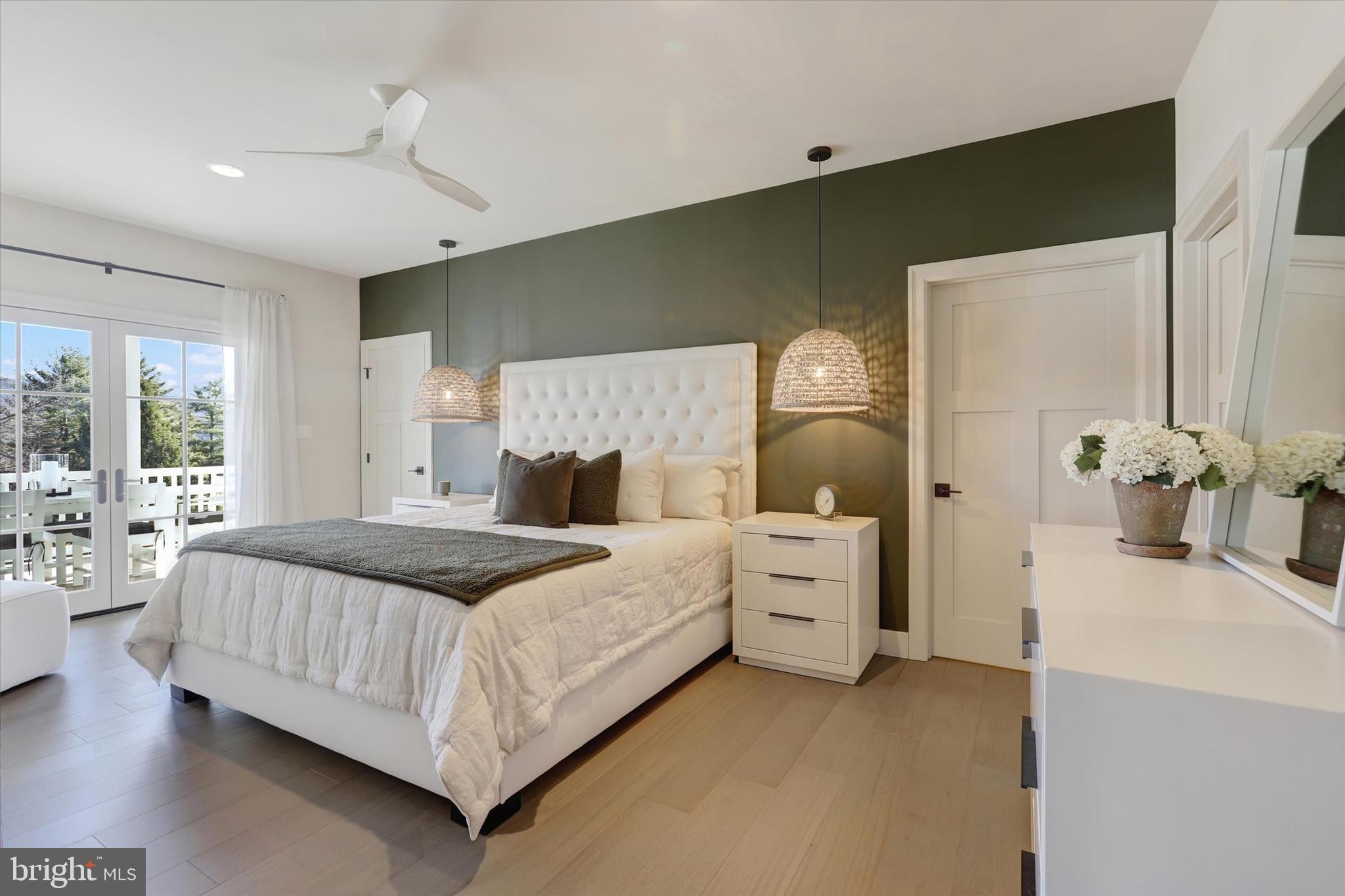 PENN NATIONAL GOLF COURSE COMMUNITY - Residential