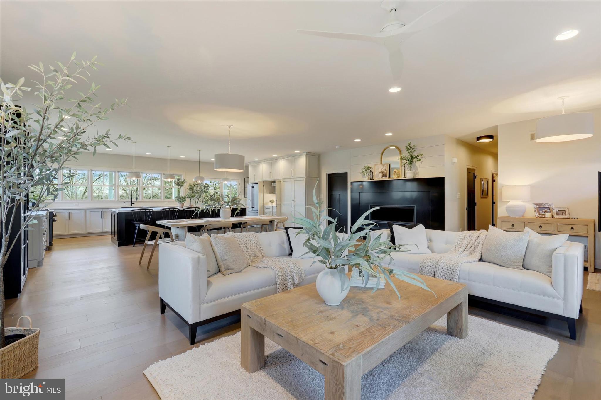 PENN NATIONAL GOLF COURSE COMMUNITY - Residential