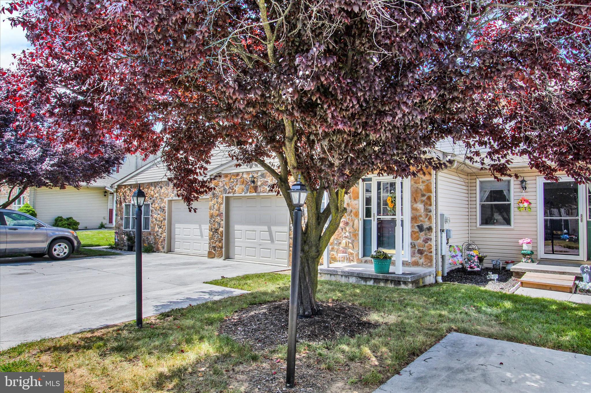 409 SPRINGBROOK COURT