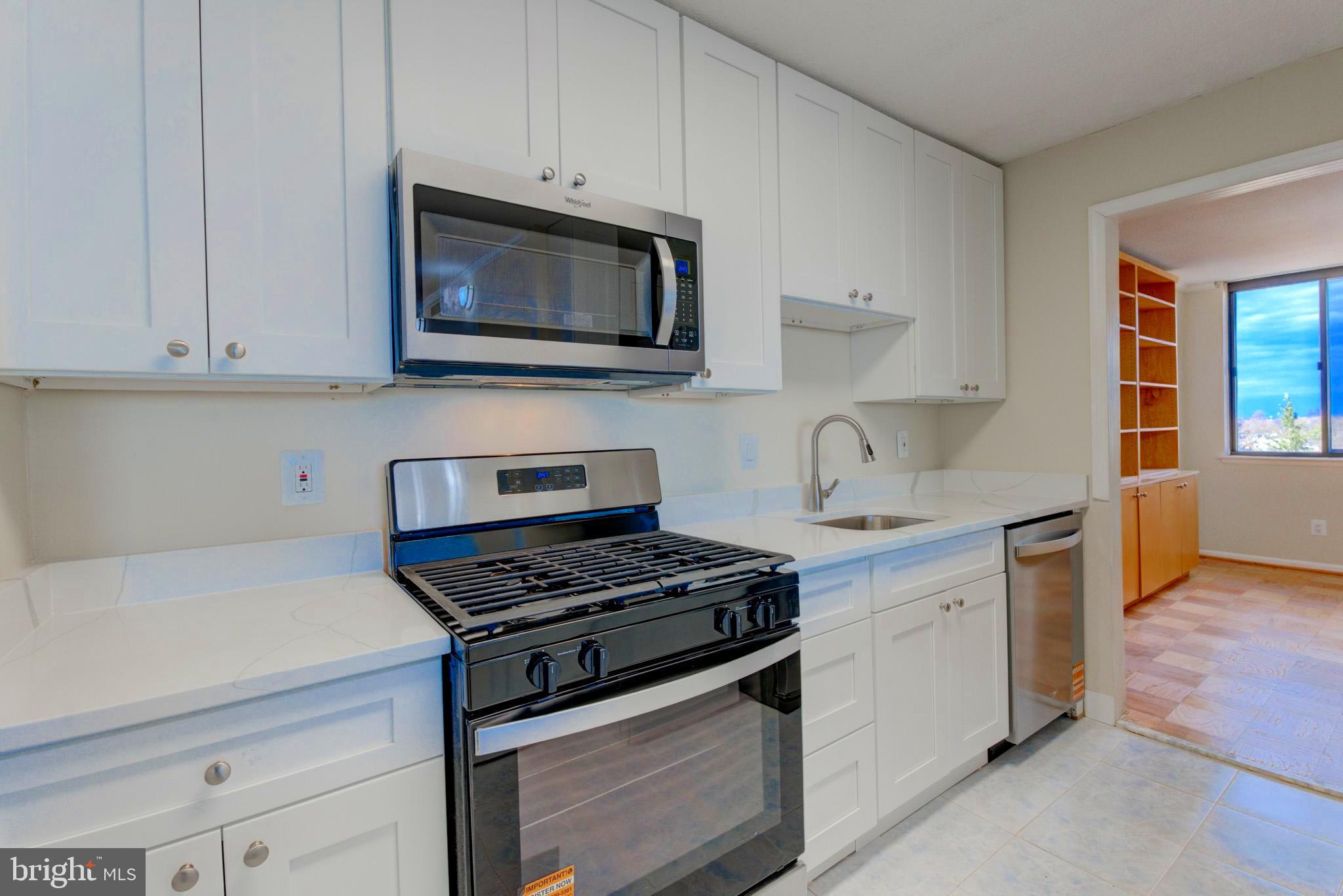 AMERICANA CENTRE - Residential